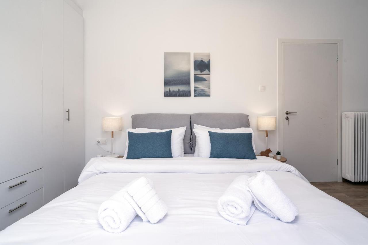 Athens Hideout Apt, Big Rooftop With City View Apartment Ngoại thất bức ảnh