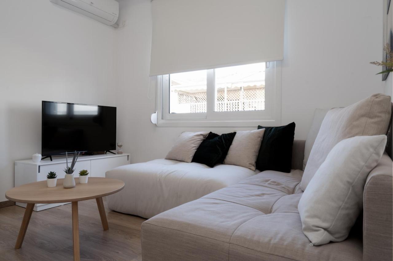 Athens Hideout Apt, Big Rooftop With City View Apartment Ngoại thất bức ảnh